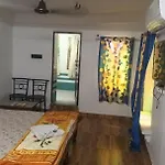 Jag Niwas Guest House & Pure Veg Restaurant