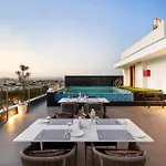 7 Rays Hotel