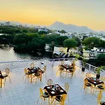 Hotel Jaydurg A Lake Retreat - A Lakeside Hotel - Lakeview Rooftop Cafe - Swimming Pool