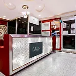 Collection O Hotel Sandal Inn