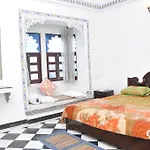 Hotel Gangaur Palace