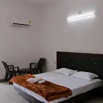 Rajmandir Holiday Inn