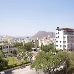Oyo Hotel Paheli Palace