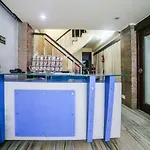 Oyo 19032 Hotel Ambay Palace