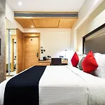 Varju Villa