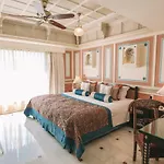 Taj Lake Palace Udaipur