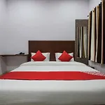 Oyo 26580 Hari Krishna Palace