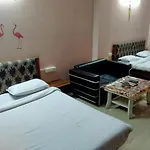 Shreenath Ji Inn
