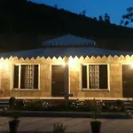 Holiday Hill Resort & Spa