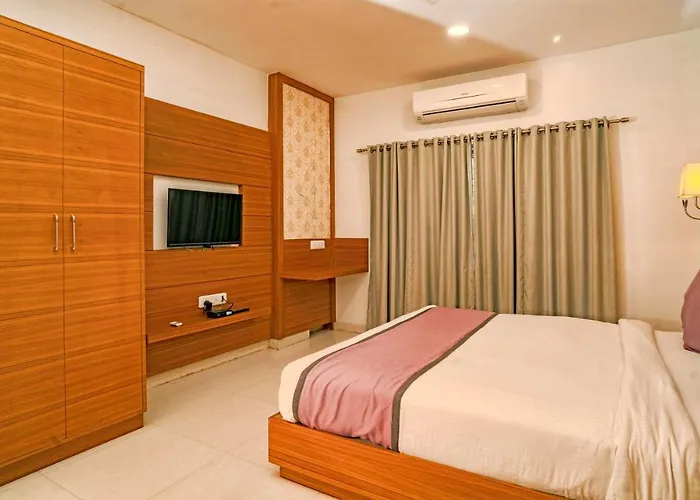 Hotel Blu Orchid Udaipur