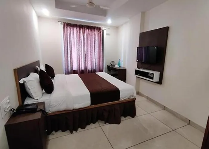 Hotel Golden Rays