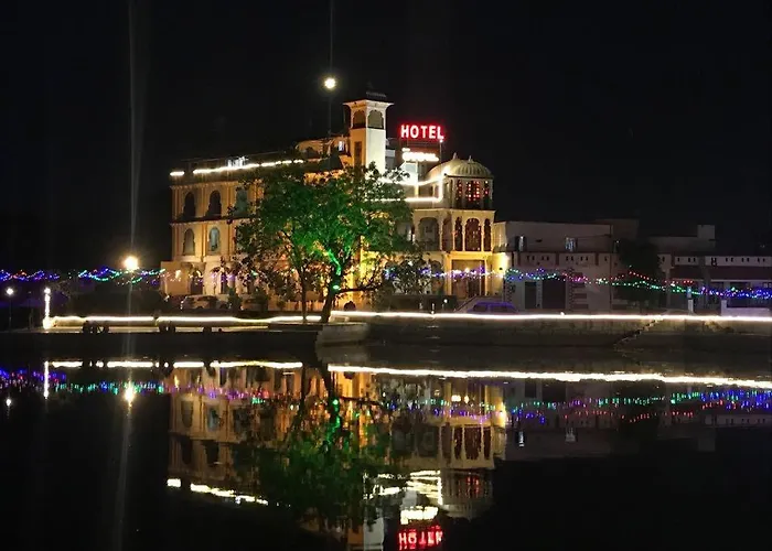 Hotel Vishalas