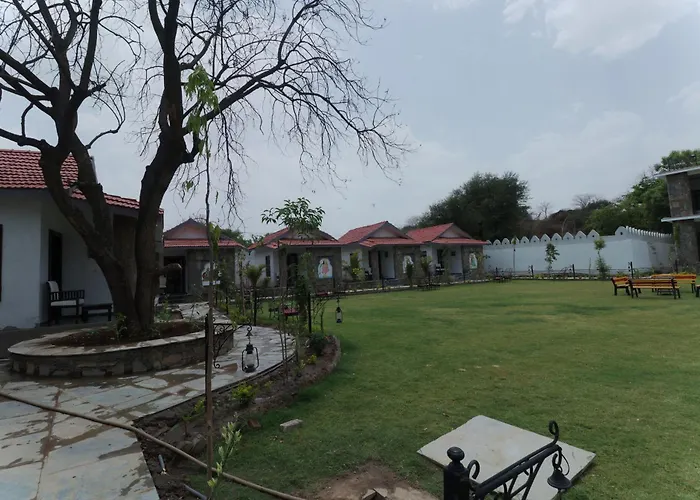 Keshav Resort