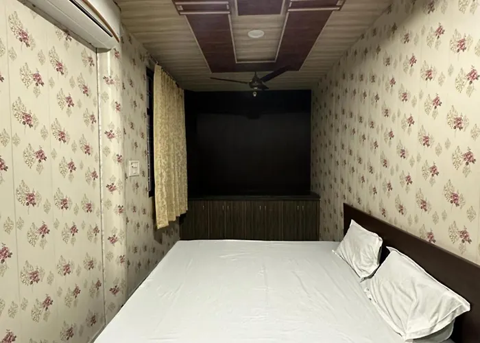 Gunjan Villa Homestay