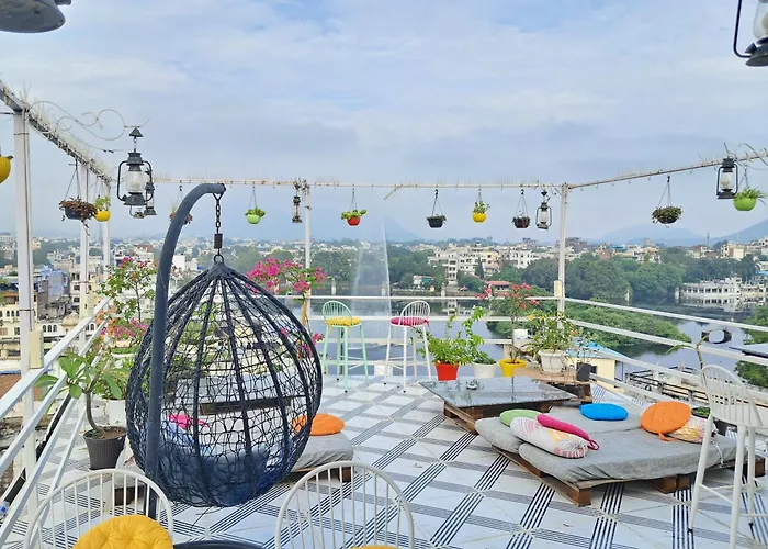 Raahi Backpacker\'S Hostel
