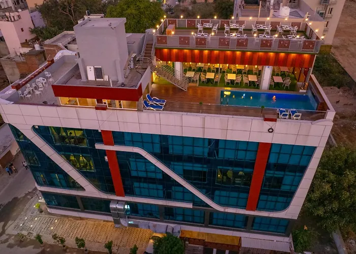 Pax Hotel Grand Blue 3 Min Walk From Udaipur City Railway Station