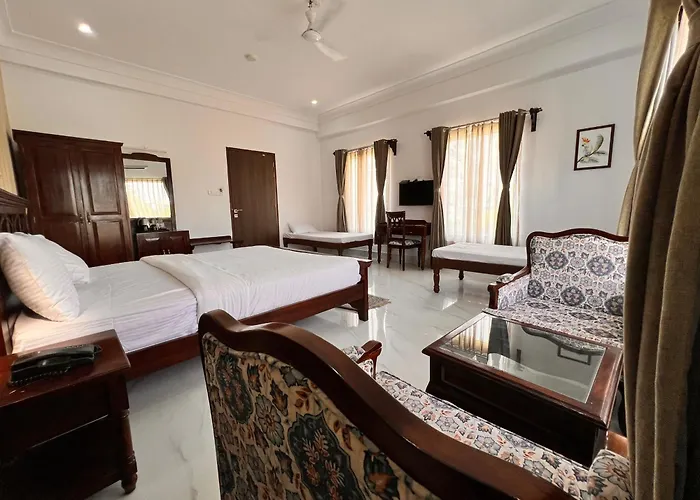Revaas Lake View Boutique Stay