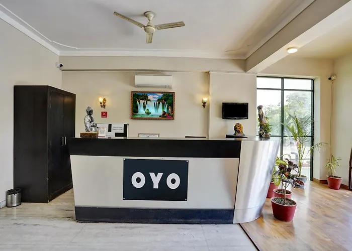 Hotel O Alba Valley
