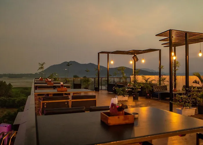The Courtyard - Beyond Bar & Club