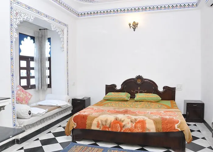 Hotel Gangaur Palace