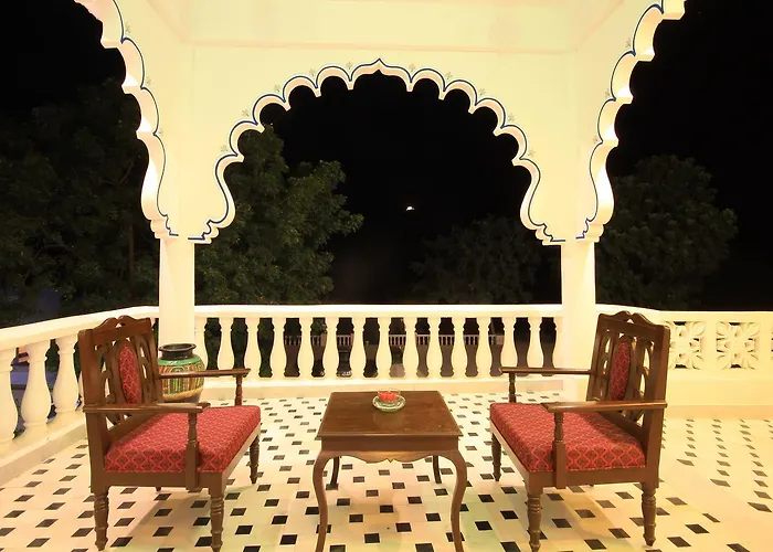 Bonjour Paradise Resort