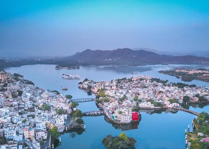 Oolala - Your Lake House In The Center Of Udaipur
