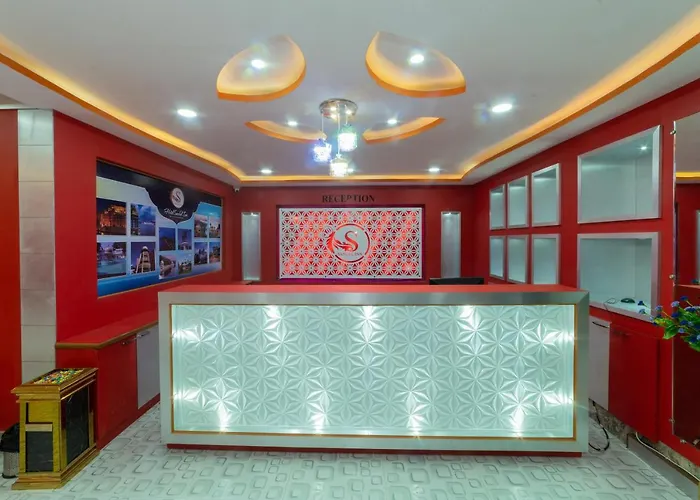 Collection O Hotel Sandal Inn