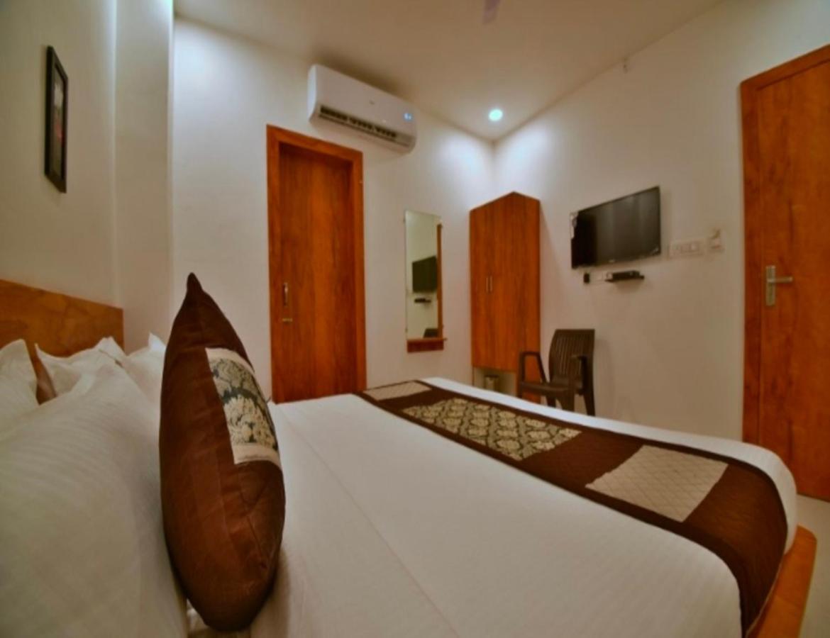 Swarna Vilas Hotel 3*