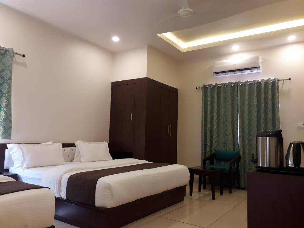 Hotel Paradise