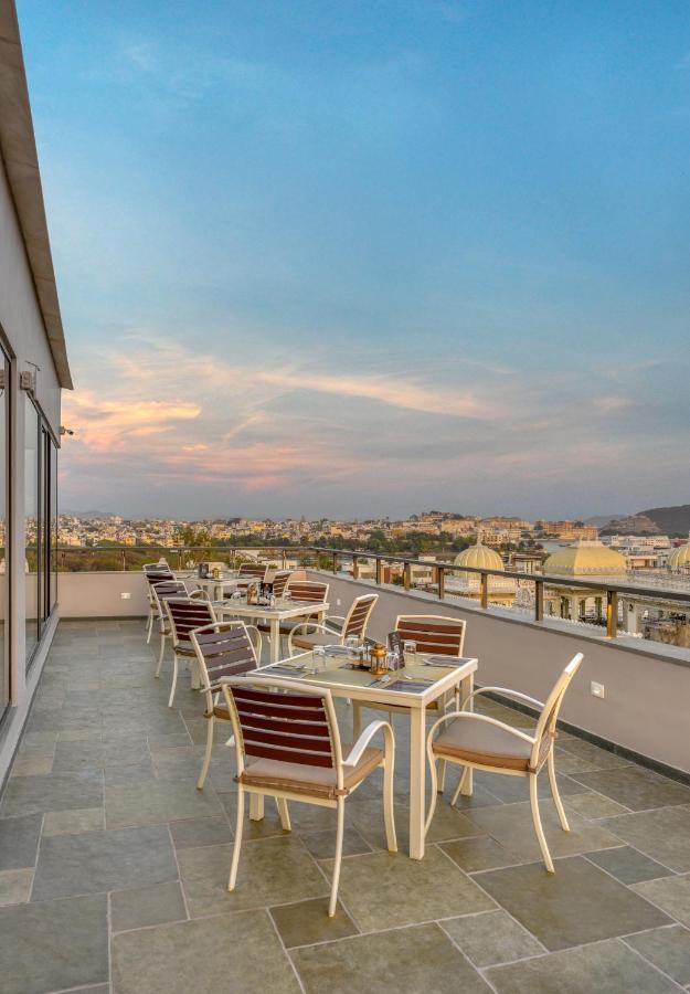 Shahpura Dev Panache Hotel 3*