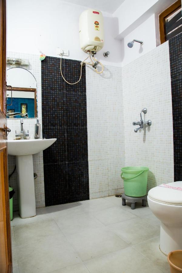 Udai Palace - Centrally Located Budget Family