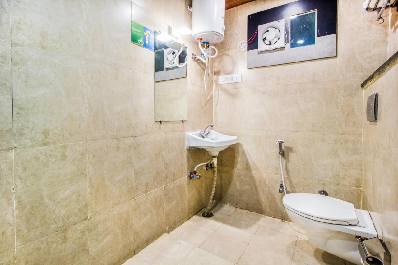 Hotel Fabhotel Damanis Ashok Nagar Udaipur