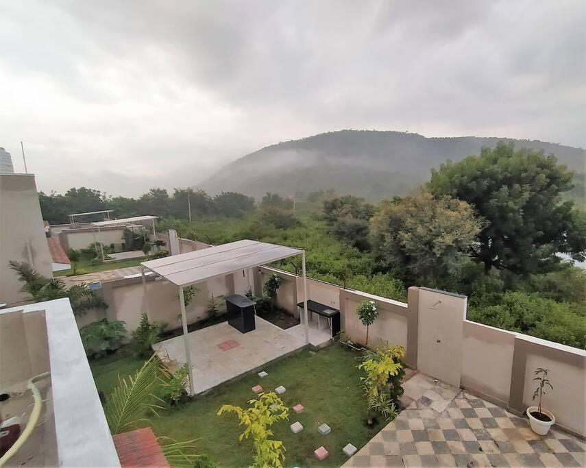 Nine Hill - 2bhk Private With Pool Villa Udaipur