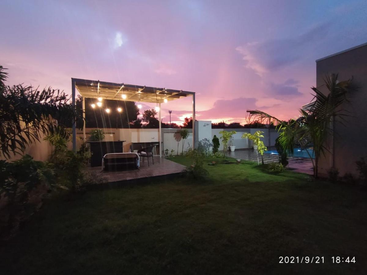 Nine Hill - 2bhk Private With Pool * Udaipur