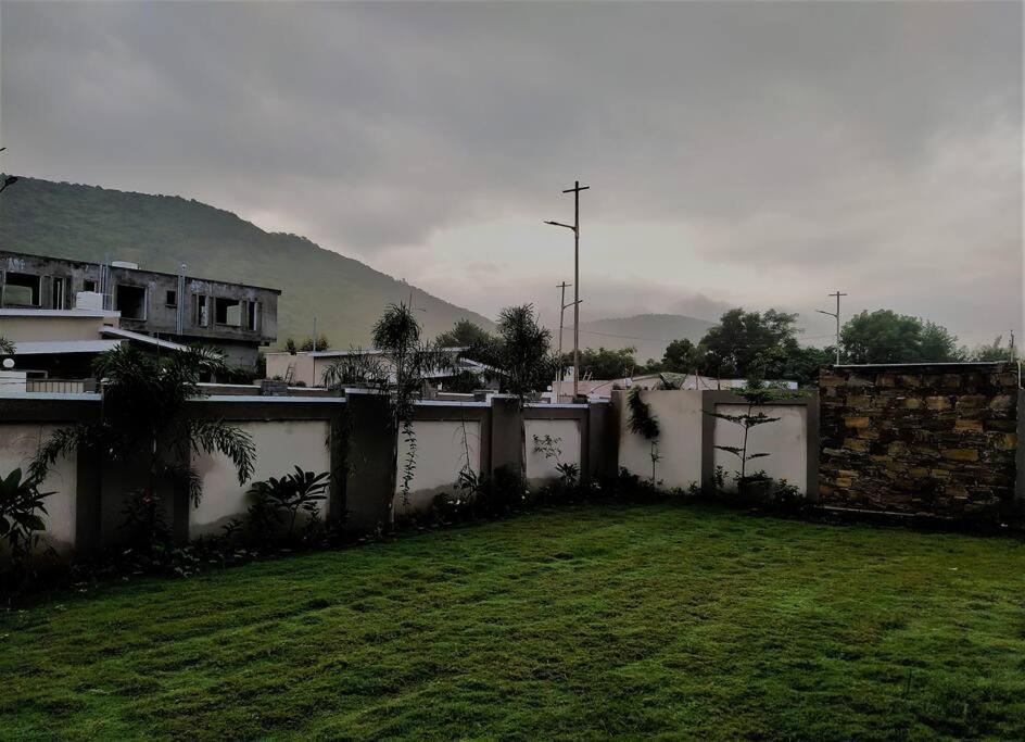 Villa Nine Hill - 2bhk Private With Pool Udaipur