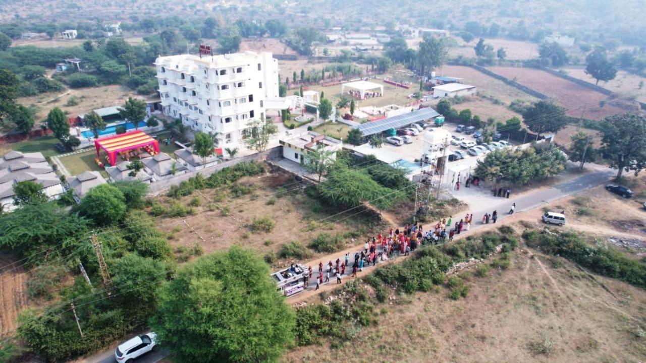 Resort Dreams Udaipur