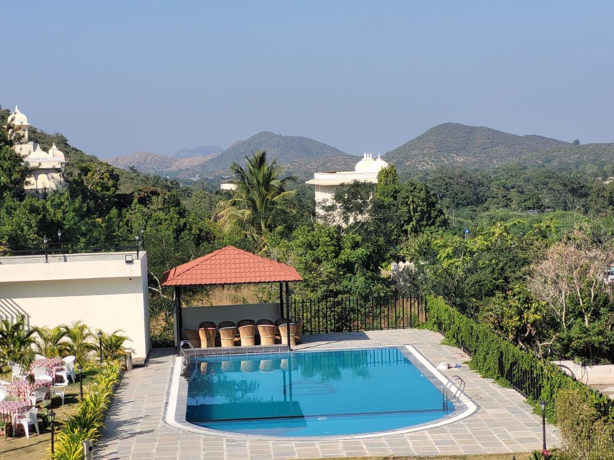 Aura Gold Resort