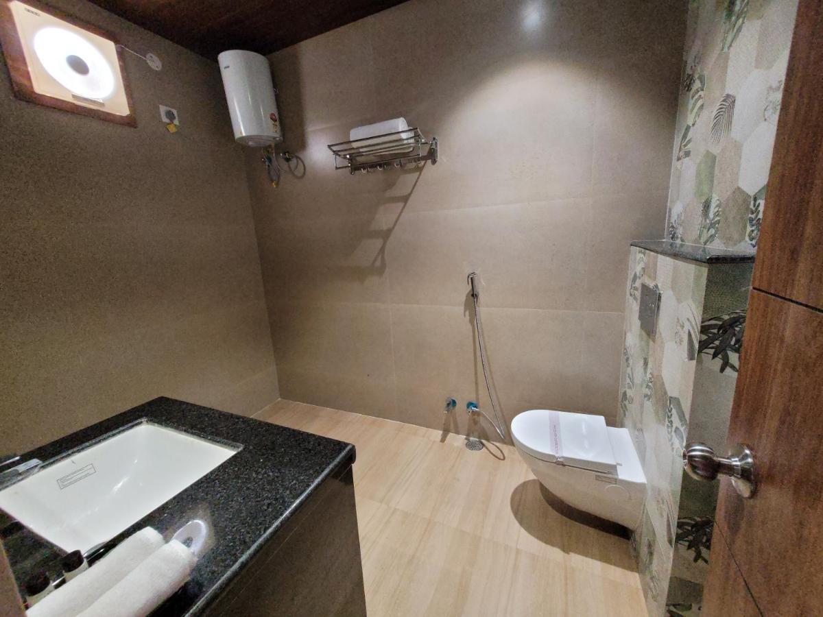 Aura Gold Resort *
