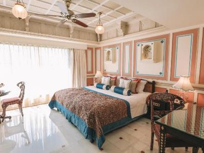 Taj Lake Palace Resort