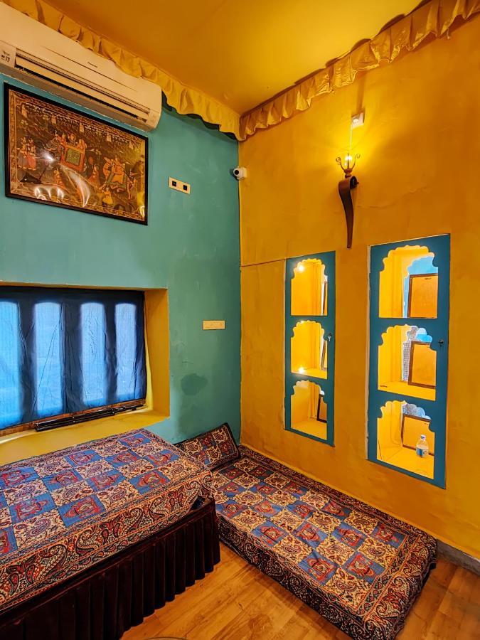 Mama Hostel