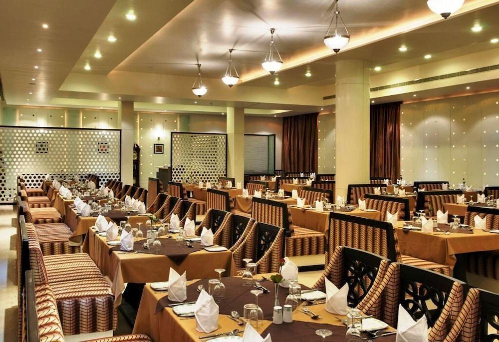 Hotel Inder Residency &