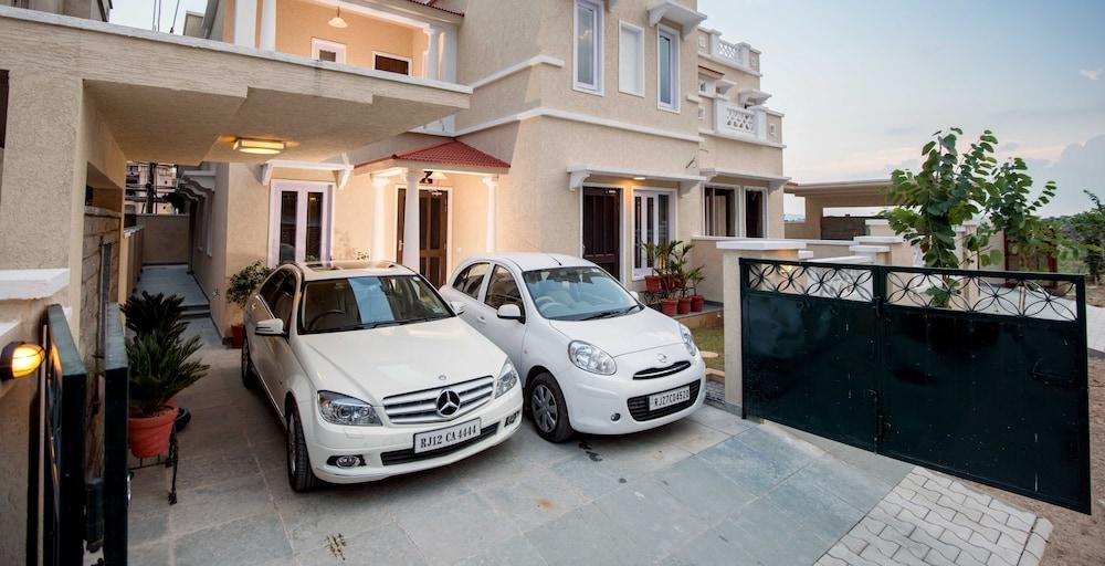 Zade Mount View 3* Udaipur