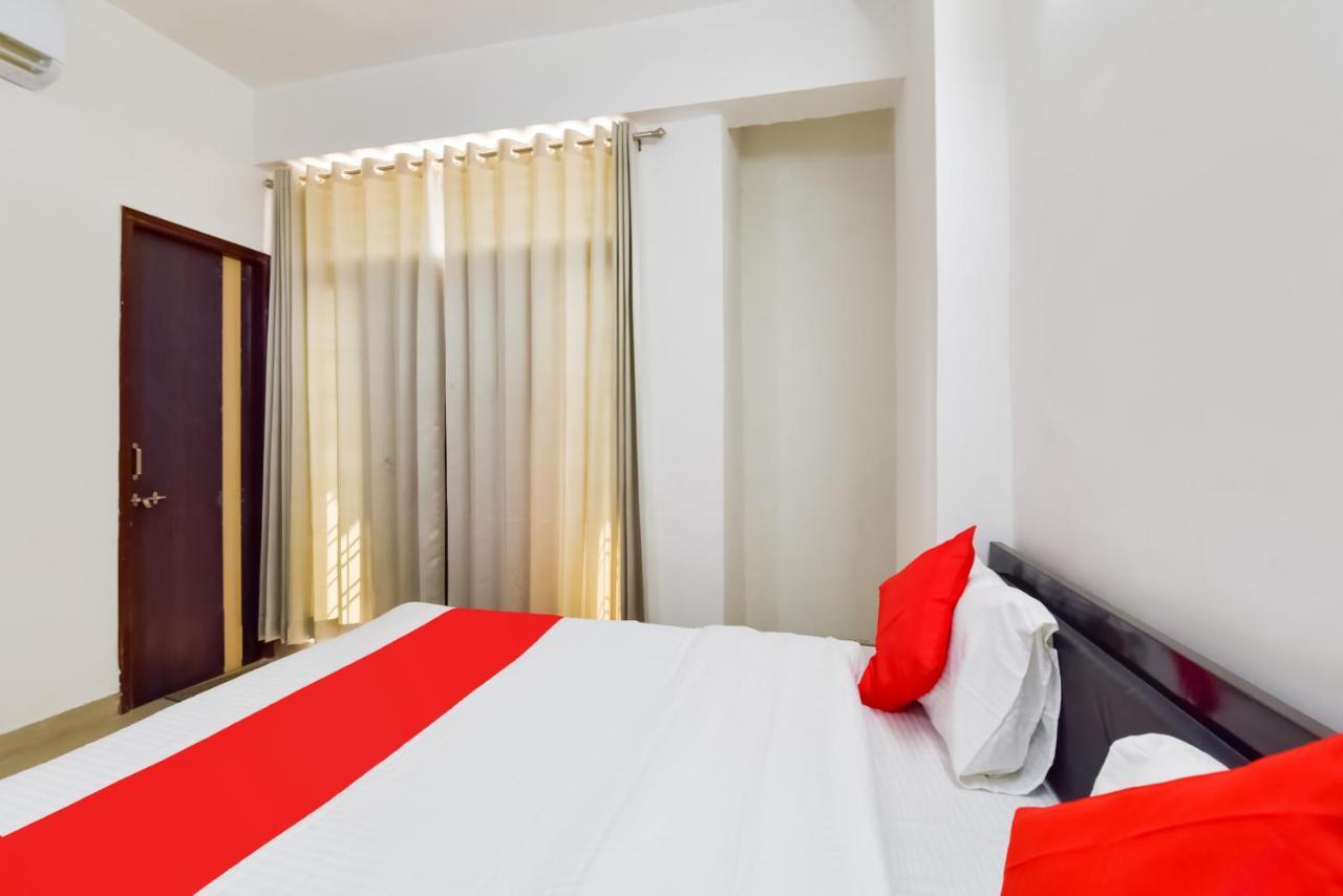 Oyo Grand Sita Blue Udaipur