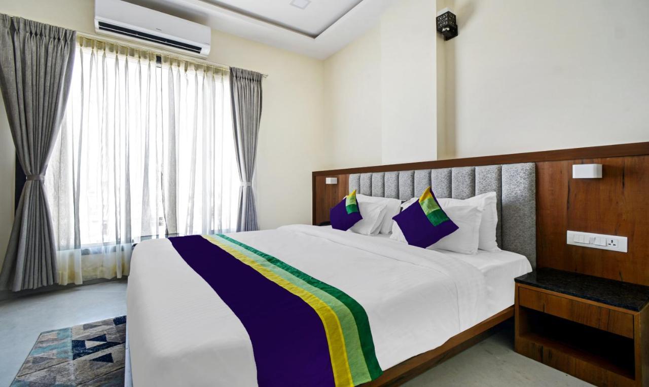 Ratnam By Vasudha Hotels 3*