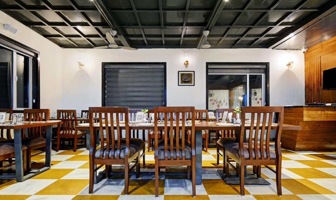 Ratnam By Vasudha Hotels 3*