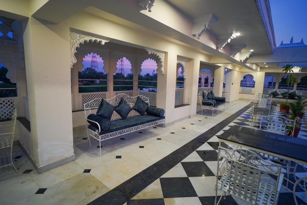 The Amar Mahal By Trulyy Resort