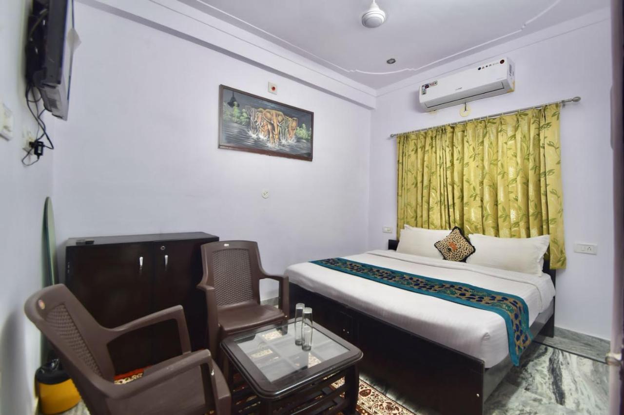 Aashiyana Comfort Homestay Udaipur
