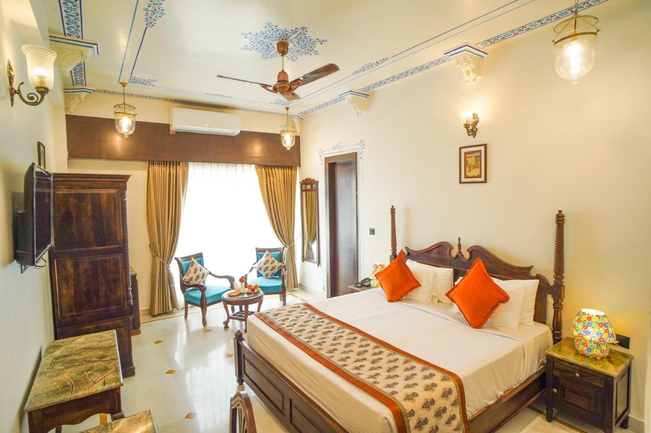 The Amar Mahal By Trulyy Resort 4*