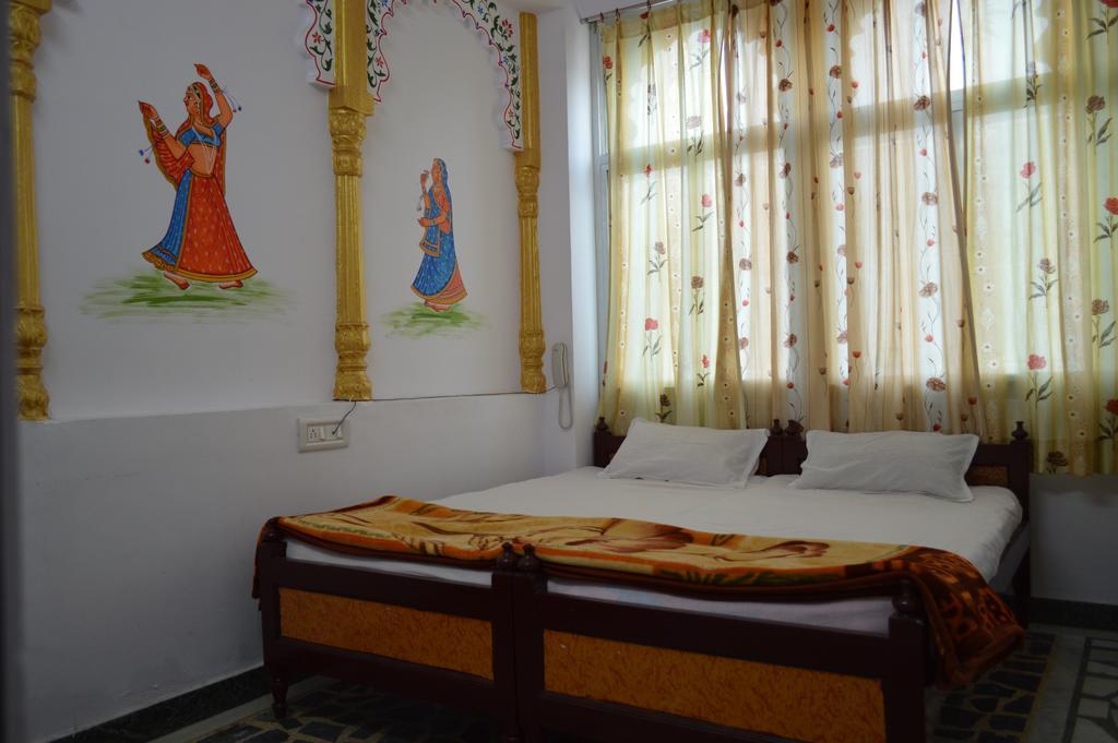 Shri Udai Palace Guest 2*