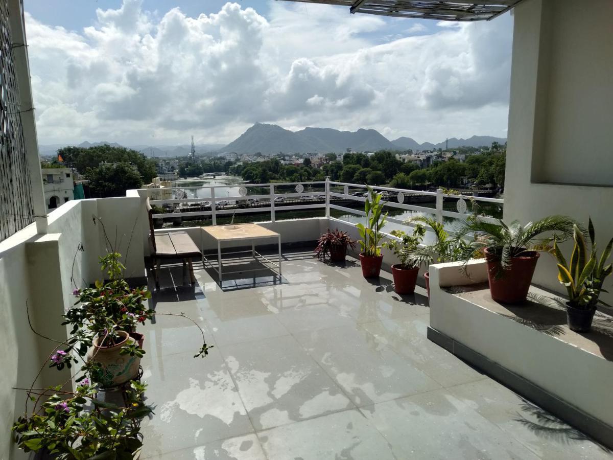 Homestay Full View